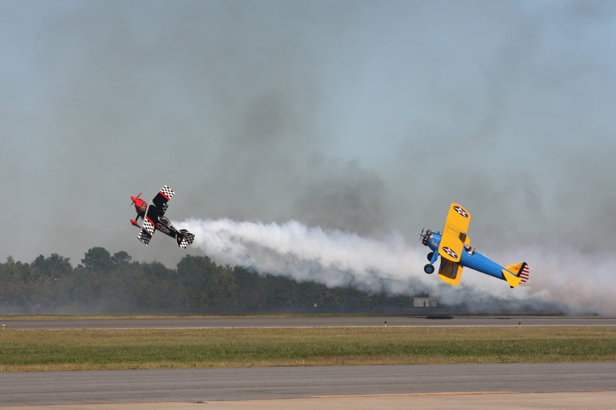 Aircraft performing at the NAS Jacksonville Air Show